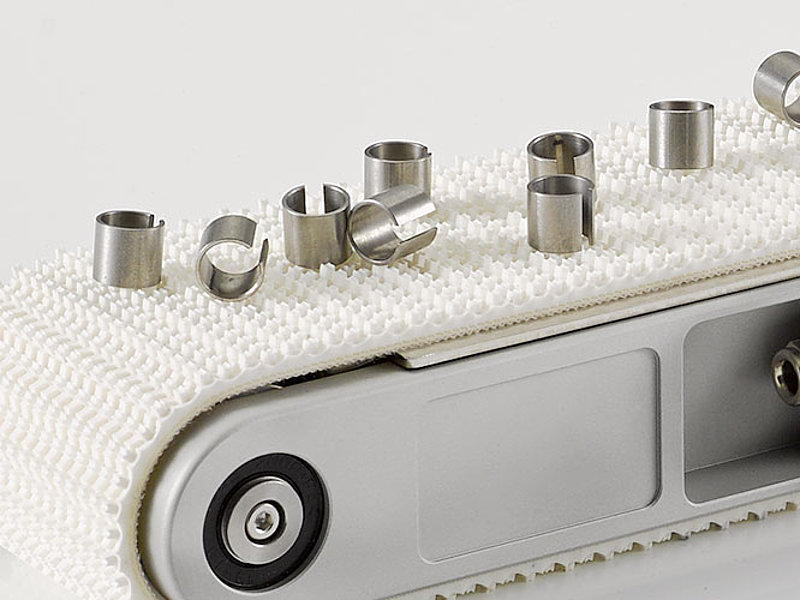 Kleinförderband mit Grip-Transportgurt weiß